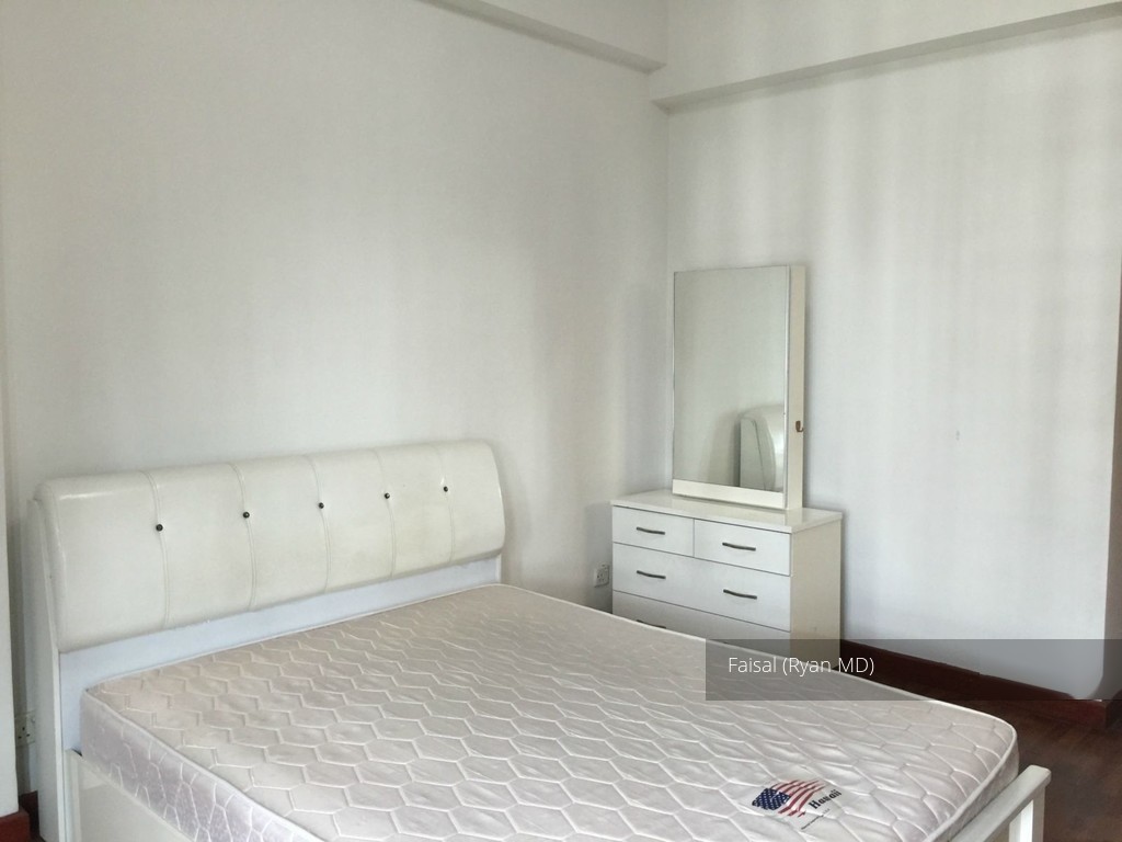 Hillview Heights (D23), Condominium #108327422